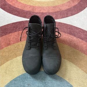 Blundstone boots AU size 6.5. Rustic black. Like new condition.